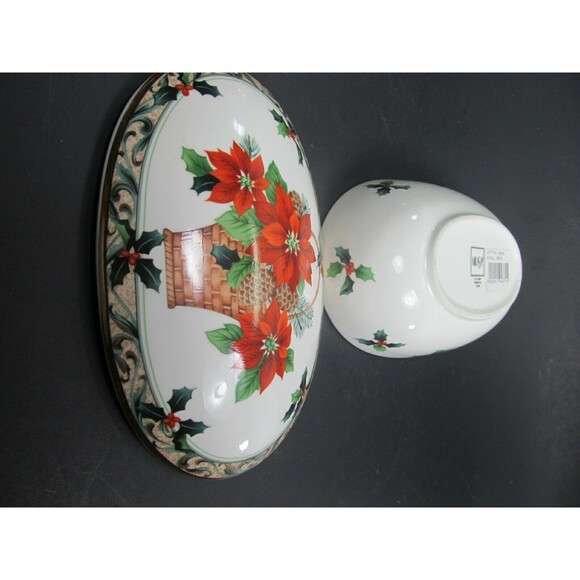 Mikasa Christmas Poinsettia Basket Covered Oval  Trinket Box - Picture 5 of 5
